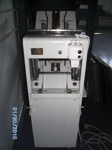 Tonono Universal Bread Slicer